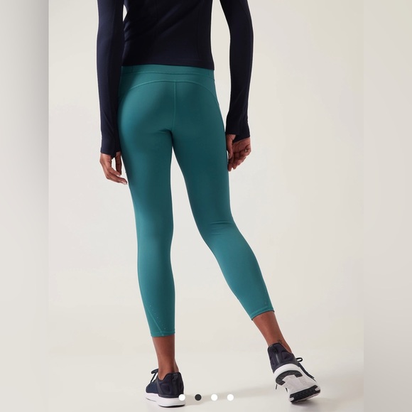 NWT! ATHLETA Rainier Unbrushed 7/8 Legging - Picture 3 of 9